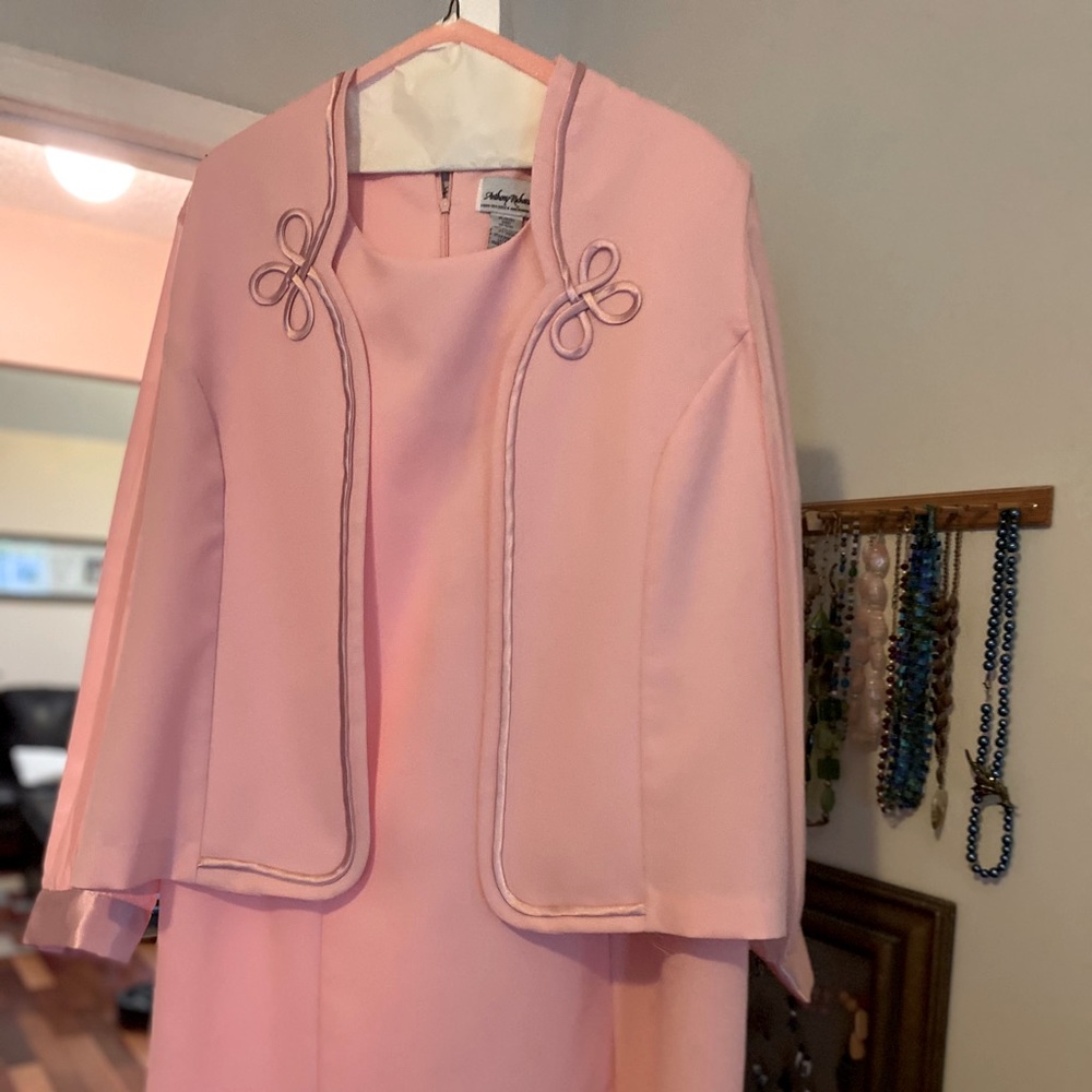 Ankle length, jacket sheer sleeves, size 18 $40